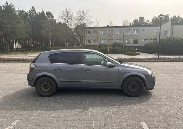 Opel Astra cena 7000 przebieg: 289000, rok produkcji 2005 z Kłobuck małe 67